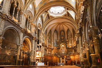 Basilica at the Montserrat Monastery near Barcelona, Catalonia, - obrazy, fototapety, plakaty