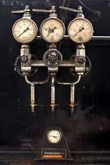 Manometer of old compressor