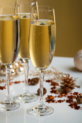 glasses of champagne