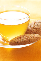 Green tea and oatmeal cookies close-up