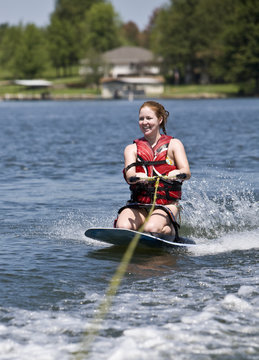 Fun ride on a kneeboard