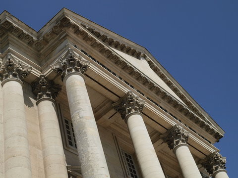 Edificio neoclasico en el Palacio de Versalles