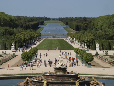 Jardines fastuosos del Palacio de Versalles