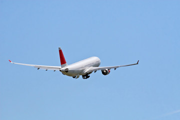 Airliner