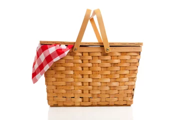 Fototapete Wicker Picnic Basket with Gingham Cloth © Michael Flippo