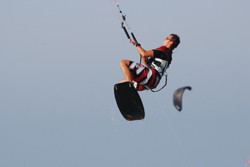 kitesurf jumping 2