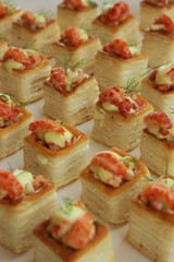 Blätterteigpasteten mit Garnelen