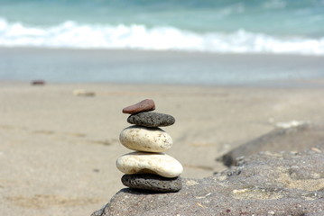 Fototapeta na wymiar esprit zen sur une plage