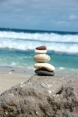 cailloux zen sur une plage