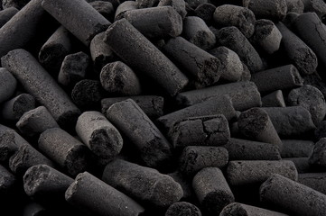 Granulés de charbon actif pour aquarium - obrazy, fototapety, plakaty