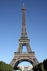 Fototapeta na wymiar Wieża Eiffla, opis, Paryż