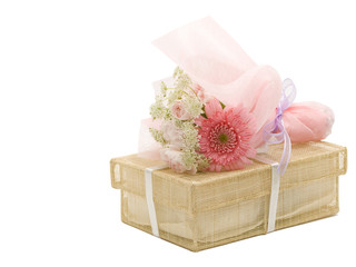 Flower arrangement and gift box