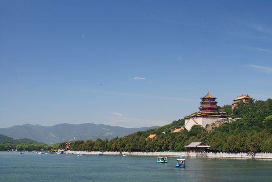Palais d'&eacute;t&eacute;, p&eacute;kin