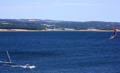 Obraz premium kitesurf et windsurf