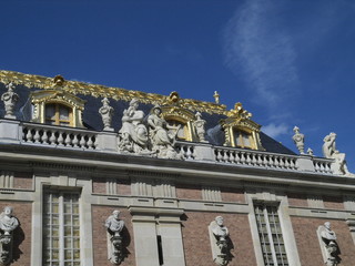 Tejados dorados en el Palacio de Versalles
