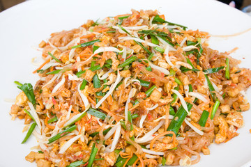Spicy shrimp pad thai rice noodles