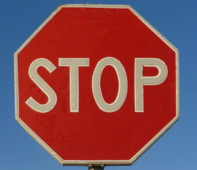 señal de tráfico STOP