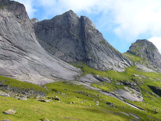 montagnes des lofoten