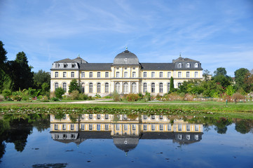 Fototapeta na wymiar Poppelsdorf Palace w Bonn
