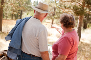 Naklejka premium Loving Senior Couple Outdoors