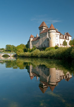 Ch&acirc;teau de Cl&eacute;ron, Franche-Comt&eacute;