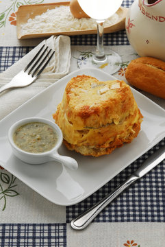 Budino di pesce con salsa di capperi - Cucina istriana
