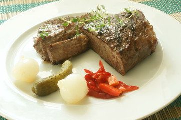 grilled pepper steak with organic sour vegetable