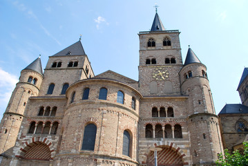 La cathédrale Saint-Pierre à Trèves