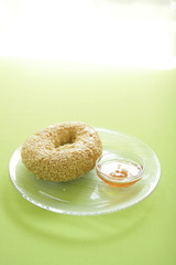 Sesame bagel