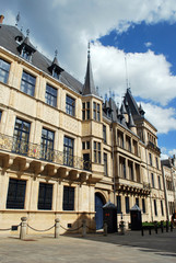 Fototapeta na wymiar Fasada budynku charakteru w Luksemburgu