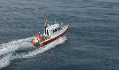Fototapeta premium speed boat in sea