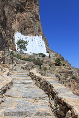 Monastère de la Panagia Chozoviotissa à Amorgos  –  Grèce