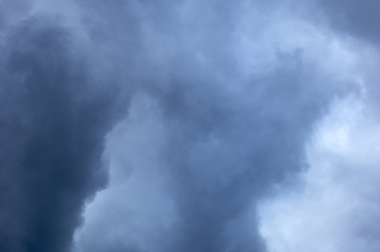 736 件の最適な 黒雲 画像 ストック写真 ベクター Adobe Stock