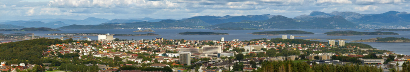 Fototapeta na wymiar Cloudy day in Stavanger, Norway.