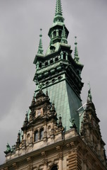 toit de la mairie de hambourg