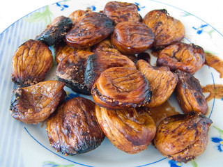 Dried figs