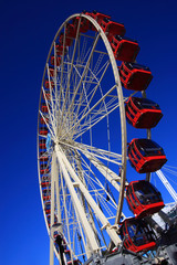 Ferris Wheel Theme Park Ride - 16692739