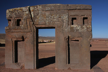 Porte du Soleil à Tihuanaco