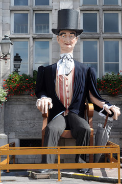 g&eacute;ant de bergues