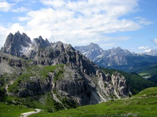 Fototapeta na wymiar alpes italiennes