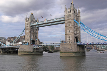 Fototapeta na wymiar Pont de Tower Bridge
