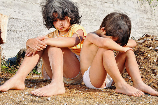 Poverty and poorness on the expression of children