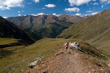 Obraz premium Wanderweg in Südtirol
