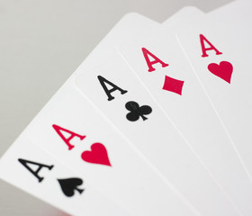 jeu de carte quatre as