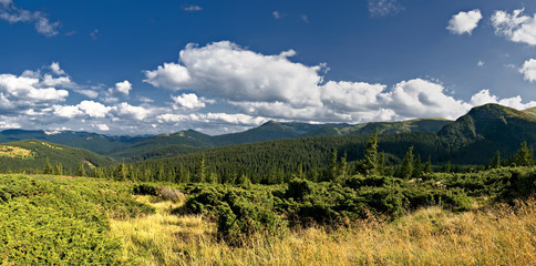 Fototapeta premium panorama of mountain landscape