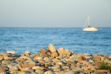 Fototapeta na wymiar Piedras en el mar