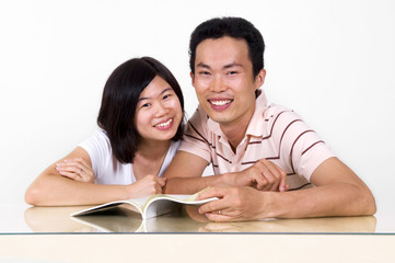 Obraz premium Reading together.