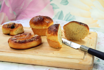 Mealtime - Buns