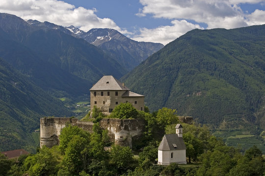 Schlo&szlig; Annaberg in S&uuml;dtirol