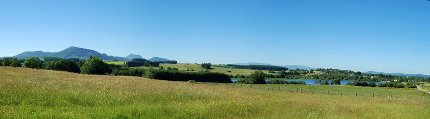 Fototapeta premium Paysage des Combrailles 9